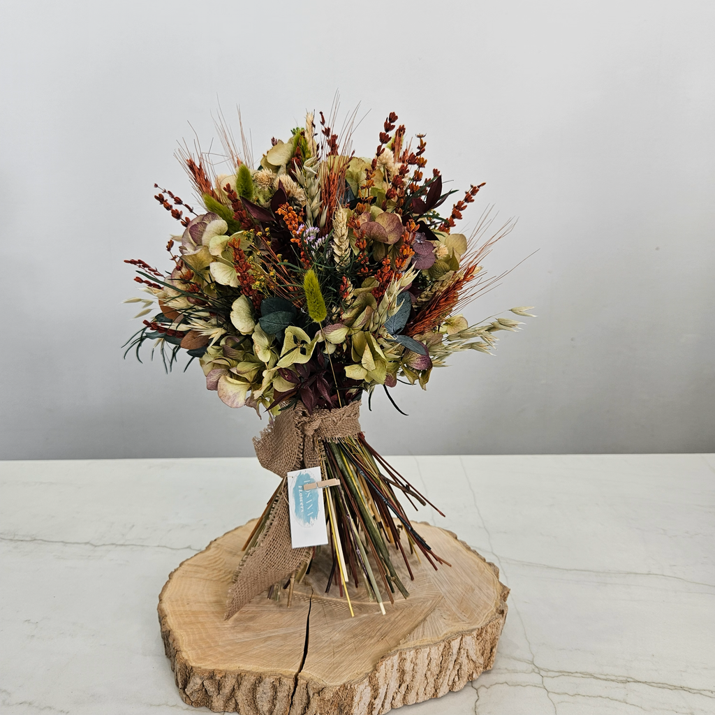 Ramo compacto de flores preservadas