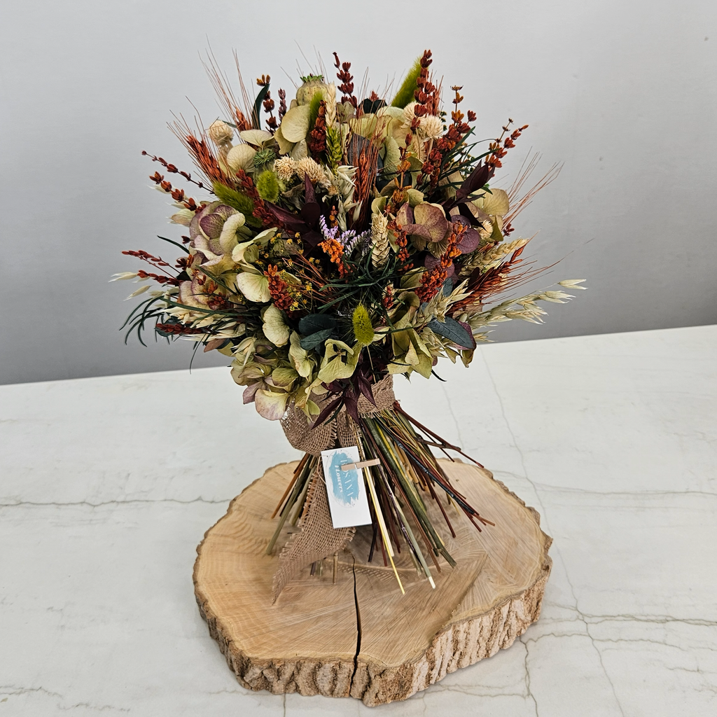 Ramo compacto de flores preservadas